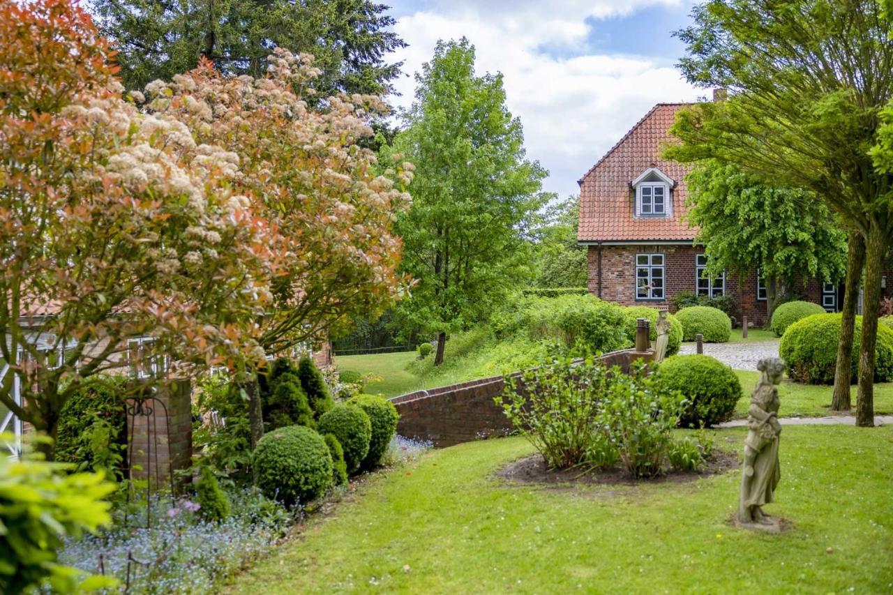 Отель Romantik Friederikenhof Restaurant & 4*